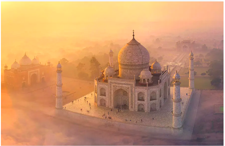 प्रदूषण से प्रभावित ताजमहल
